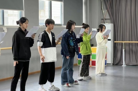 大環境就業難,播音主持學校如何推動學生多維思路